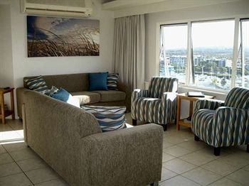 84 The Spit - Dalby Accommodation 3