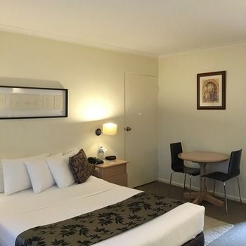 Eltham Gateway Hotel - Dalby Accommodation 13
