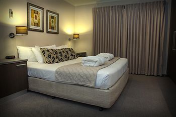 Eltham Gateway Hotel - Dalby Accommodation 0