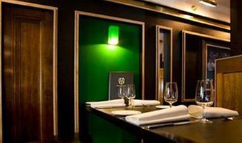 Middle Park Hotel - Dalby Accommodation 1