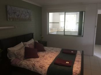 Sinclairs Country Retreat - Dalby Accommodation 23