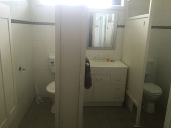 Sinclairs Country Retreat - Dalby Accommodation 43