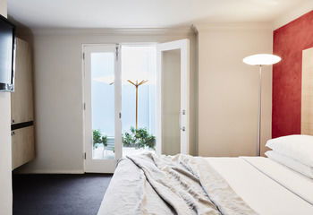 Medusa Boutique Hotel - Dalby Accommodation 24