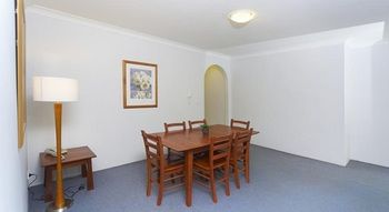 Waldorf Eastwood Residential Apartments - Dalby Accommodation 11