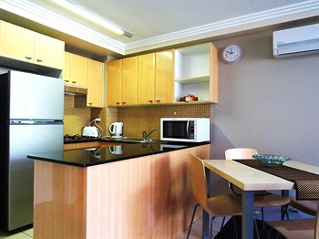 Waldorf Randwick Serviced Apartments - Dalby Accommodation 6