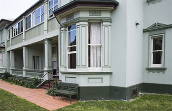 St Marks Lodge - Dalby Accommodation 1