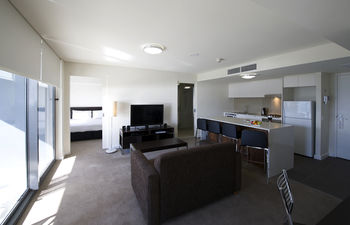 Chifley Executive Suites - Dalby Accommodation 0