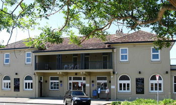 The Huskisson - Dalby Accommodation 20