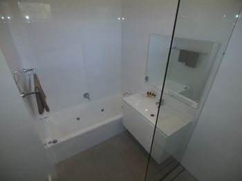 Worrowing At Jervis Bay - Dalby Accommodation 112