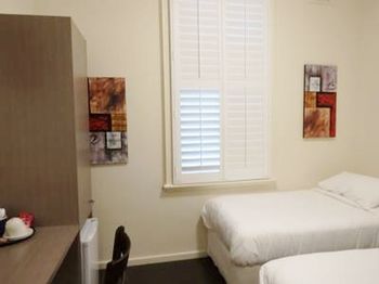 Naughtons Parkville Hotel - Dalby Accommodation 5