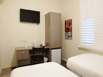 Naughtons Parkville Hotel - Dalby Accommodation 12