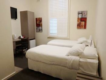 Naughtons Parkville Hotel - Dalby Accommodation 29