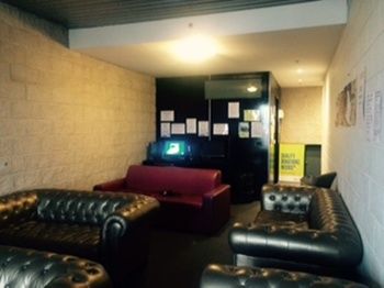 St Kilda Beach House @ Hotel Barkly - Hostel - Dalby Accommodation 17