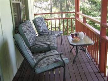 Paradise Bungalow - Dalby Accommodation 7