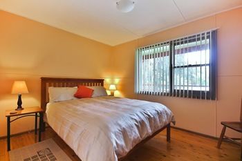 Paradise Bungalow - Dalby Accommodation 13