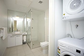 Astra Apartments - Docklands - Dalby Accommodation 5