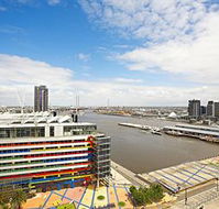 Astra Apartments - Docklands - Dalby Accommodation
