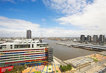 Astra Apartments - Docklands - Dalby Accommodation 0