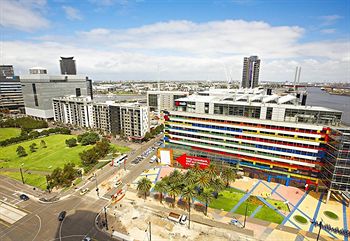Astra Apartments - Docklands - Dalby Accommodation 3