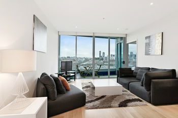 Docklands Private Collection Of Apartments - NewQuay - Dalby Accommodation 39
