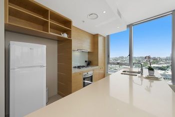 Docklands Private Collection Of Apartments - NewQuay - Dalby Accommodation 46