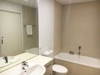 Docklands Private Collection Of Apartments - NewQuay - Dalby Accommodation 68