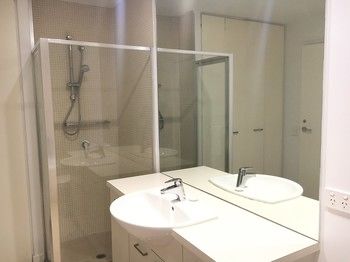 Docklands Private Collection Of Apartments - NewQuay - Dalby Accommodation 69