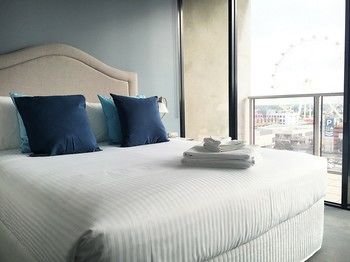 Docklands Private Collection Of Apartments - NewQuay - Dalby Accommodation 71