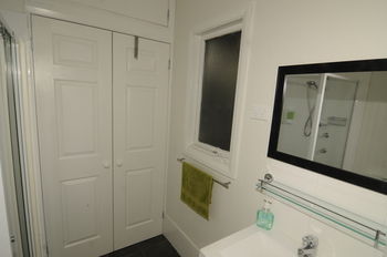 House On The Hill - Hunter Valley - Dalby Accommodation 1