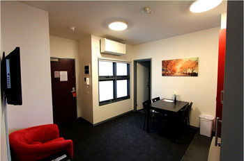 Alston Apartments Hotel - Dalby Accommodation 15