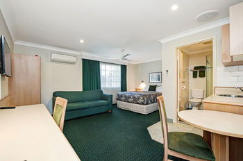 Colonial Terrace Motor Inn - Dalby Accommodation 26