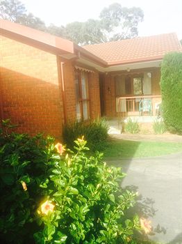 Australian Home Away @ East Doncaster George - Dalby Accommodation 2
