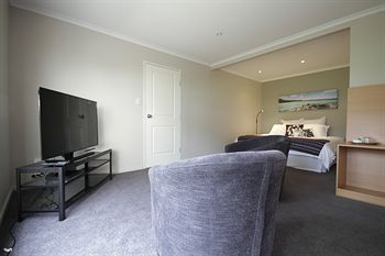 The Edgewater Bed & Breakfast - Dalby Accommodation 27