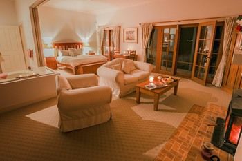 Strathearn Park Lodge - Dalby Accommodation 11