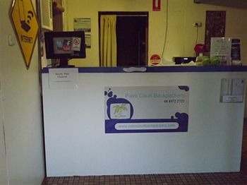 Palm Court Budget Motel Hostel/Backpackers - Dalby Accommodation 13