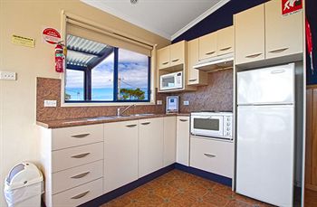 South Coast Retreat - Dalby Accommodation 7