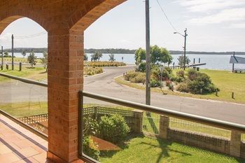 South Coast Retreat - Dalby Accommodation 24