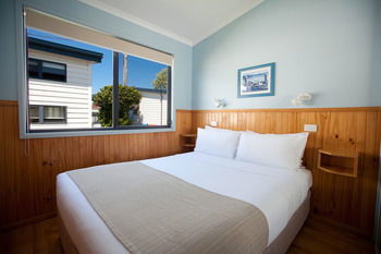 South Coast Retreat - Dalby Accommodation 41