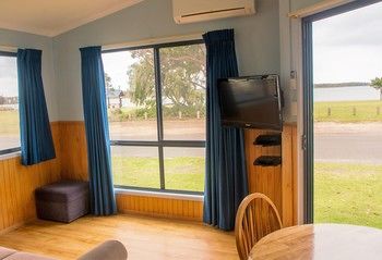 South Coast Retreat - Dalby Accommodation 43