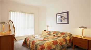 Waverley Corporate Townhouses - Dalby Accommodation 3