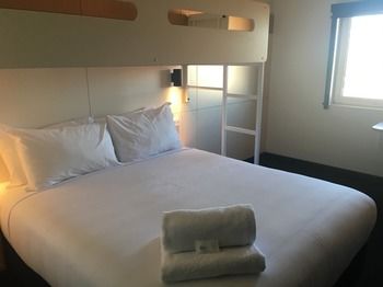 Ibis Budget Casula Liverpool - Dalby Accommodation 10