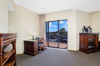 Quality Suites Boulevard On Beaumont - Dalby Accommodation 4