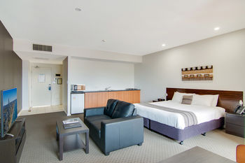 Quality Suites Boulevard On Beaumont - Dalby Accommodation 22