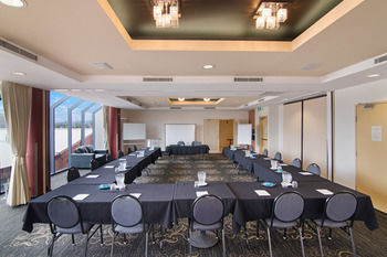 Quality Suites Boulevard On Beaumont - Dalby Accommodation 28