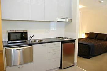 Plum Carlton Serviced Apartments - Dalby Accommodation 2
