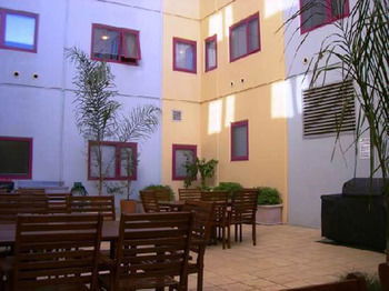 Plum Carlton Serviced Apartments - Dalby Accommodation 15