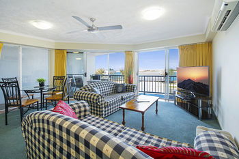 Sandy Shores Luxury Holiday Units - Dalby Accommodation 31