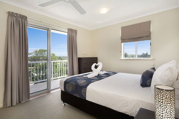 Sandy Shores Luxury Holiday Units - Dalby Accommodation 45