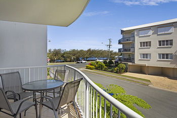 Sandy Shores Luxury Holiday Units - Dalby Accommodation 49