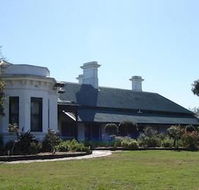 Lochinvar House BampB - Dalby Accommodation